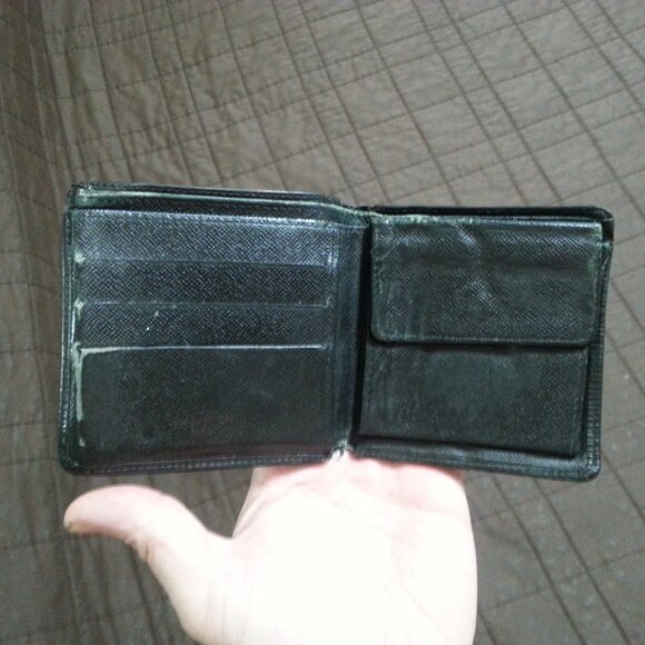 Vintage LV Louis Vuitton Epi Leather Wallet Bifold Unisex Women's Men's - Picture 3 of 14